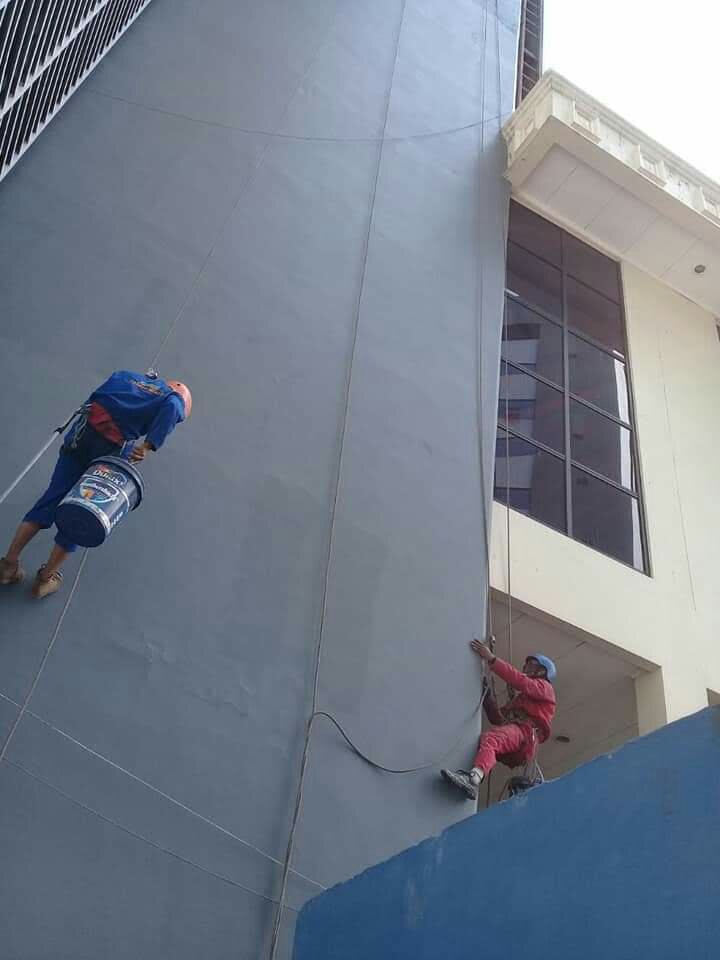  Pekerjaan jasa  atap bocor dan dinding Rembes Pemagaran 